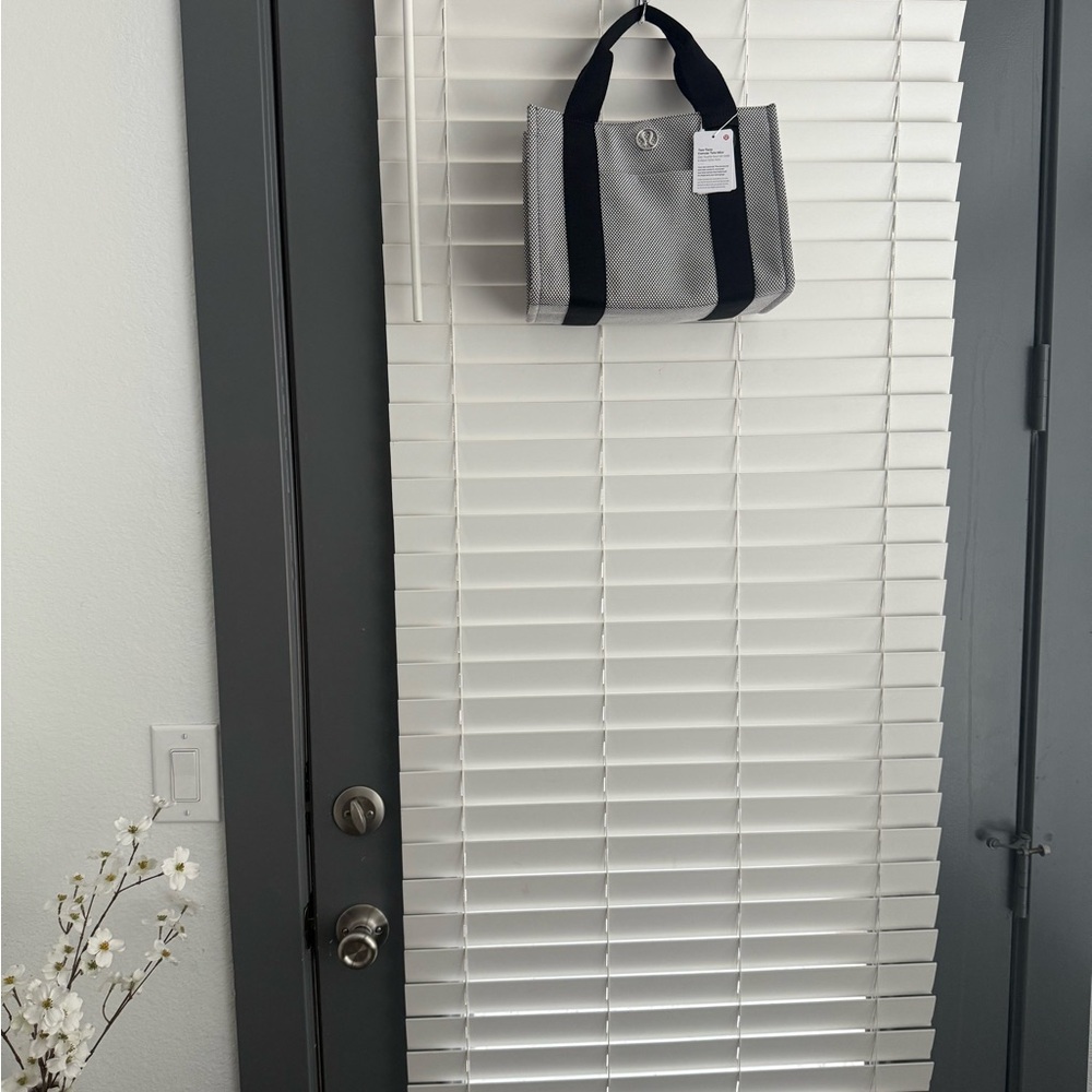 Lululemon Athletica Gray and Black Tote